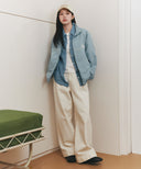 W LOW-WAIST TUCK WIDE DENIM PANTS IN ECRU image 1