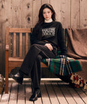CLASSIC LOGO BOUCLE PADDING BAG IN BLACK image 10