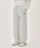 CLASSIC LOGO SWEAT PANTS IN LIGHT HEATHER GREY image 7