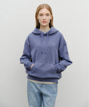 GARMENT DYED HOODIE IN NAVY
