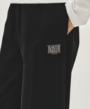 CLASSIC LOGO SWEAT PANTS IN BLACK image 2