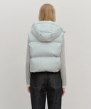 W CIRCLE LOGO CROP HOODED DOWN VEST IN MINT GREY image 3