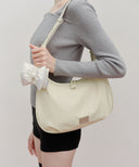 PADDING RIBBON POUCH KEYRING IN IVORY image 4