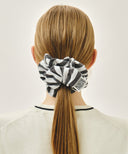 CLASSIC LOGO STRIPE HAIR SCRUNCHIE IN BLACK image 4
