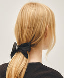CIRCLE LOGO RIBBON HAIR PIN IN BLACK image 5
