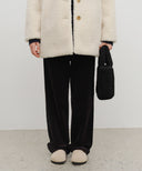 CLASSIC LOGO BOUCLE PADDING BAG IN BLACK image 7