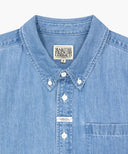 UNI BASIC DENIM SHIRT IN LIGHT BLUE image 11