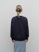 CLASSIC LOGO DENIM PATTERN HAIR SCRUNSHIE IN BLUE