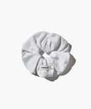 W BASIC COTTON SCRUNCHIE IN WHITE image 1