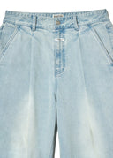 M LOW-WAIST TUCK WIDE DENIM PANTS IN LIGHT BLUE