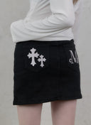 PISTOL BACK LEATHER DOUBLE CROSS SKIRT IN BLACK