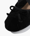 W CROSS BANDING VELVET FLAT SHOES IN BLACK image 5