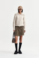 BOUCLE KNIT ZIP UP CARDIGAN IN LIGHT BEIGE image 8