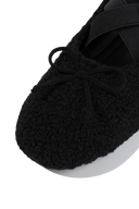 W CROSS BANDING SHEARING FLAT SHOES IN BLACK