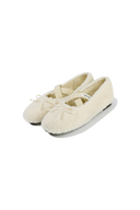 W CROSS BANDING SHEARING FLAT SHOES IN IVORY