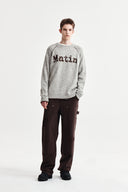BASIC LOGO RAGLAN KNIT PULLOVER IN LIGHT GRAY