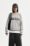 BASIC LOGO RAGLAN KNIT PULLOVER IN LIGHT GRAY