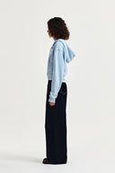 WASHED LAYERED CROP HOODY IN LIGHT BLUE