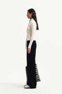HANDCRAFT SLIM FIT CARDIGAN IN LIGHT BEIGE