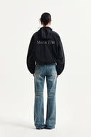 CROPPED BACK LOGO HOODY WIND BREAKER IN BLACK