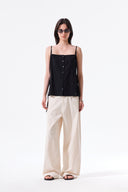 BUTTON SLEEVELESS BLOUSE IN BLACK