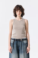 DISTRESSED SLEEVELESS LOGO TOP IN BEIGE
