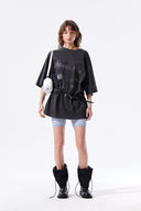 PIGMENT GRAFFITI LOGO TOP IN CHARCOAL GREY