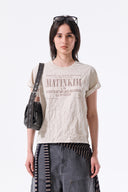 LETTERING GRAFFITI CREASE TOP IN BEIGE image 15