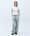 W LOW-WAIST TUCK WIDE DENIM PANTS IN LIGHT BLUE image 10