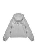 CROPPED BACK LOGO HOODY WIND BREAKER IN LIGHT BEIGE image 2