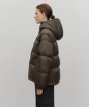 SLEEVE DETATCHABLE HOODED DOWN JACKET IN BROWN