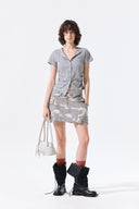 SIDE SHIRRING BUTTON TOP IN GRAY image 9
